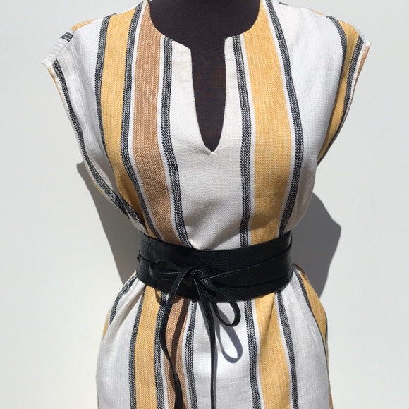 French Dress - Picture 2 of 4